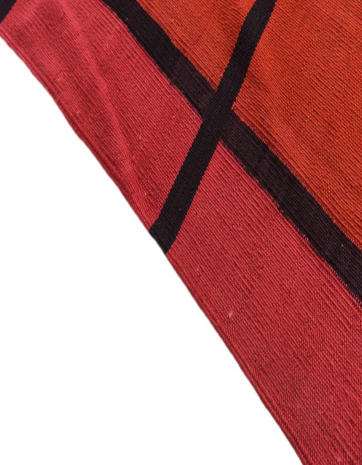 Detail image of  6' 8 x 9' 7  Hand Woven Kilim Modern Wool Rug