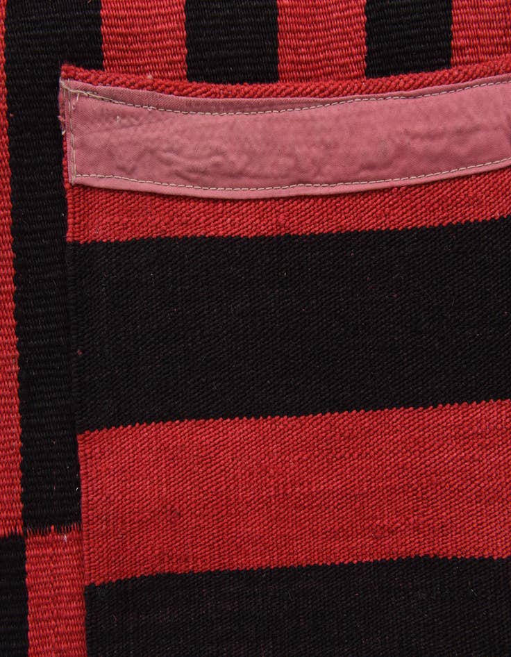 Detail image of  4' 3 x 6'  Hand Woven Kilim Modern Wool Rug