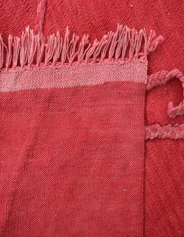 Detail image of  4' 2 x 6'  Hand Woven Kilim Modern Wool Rug