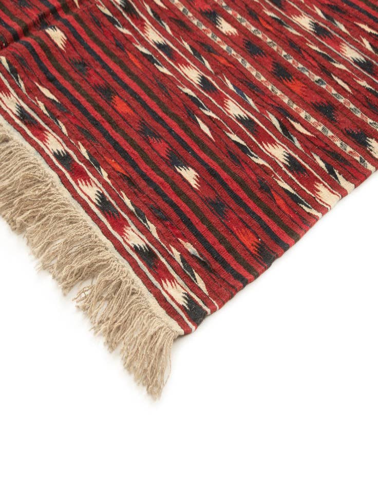 Detail image of  4' x 9' 10 Kilim Rug