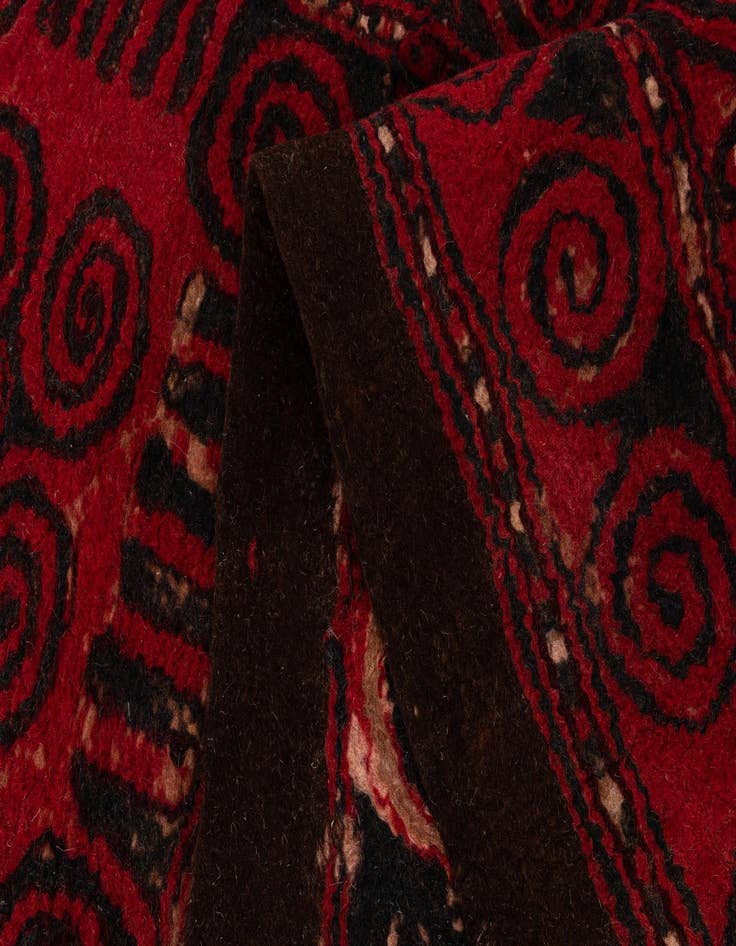 Detail image of  6' 6 x 10' 2  Hand Woven Kilim Wool Rug
