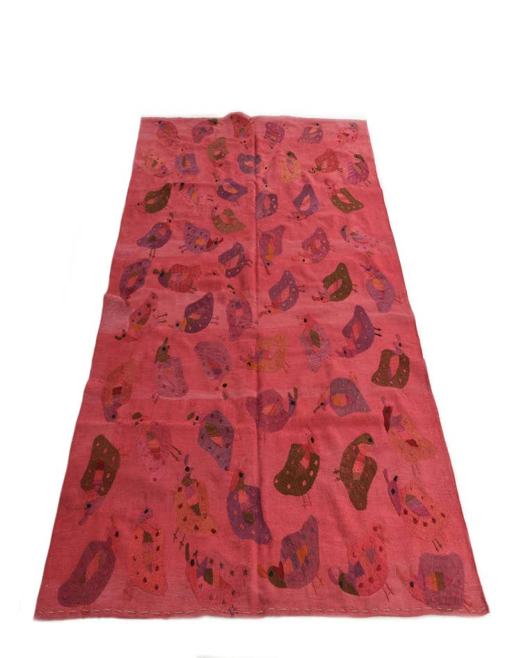 Detail image of  5' 6 x 7' 6  Hand Woven Kilim Suzani Wool Rug