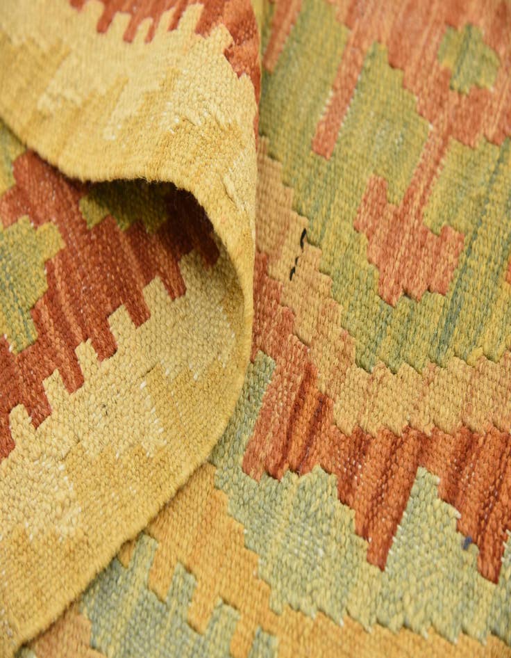 Detail image of  3' 11 x 6' 2  Hand Woven Kilim Waziri Wool Rug