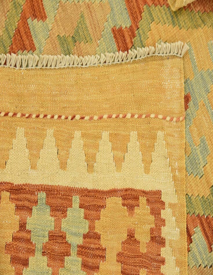 Detail image of  3' 11 x 6' 2  Hand Woven Kilim Waziri Wool Rug