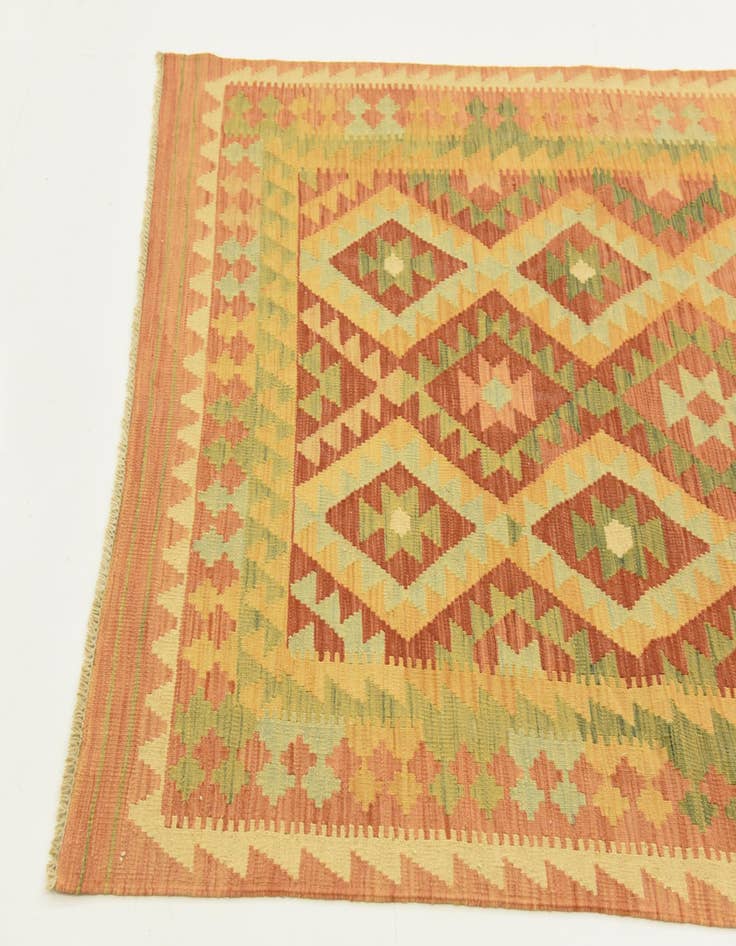 Detail image of 3' 11 x 5' 10 Hand Woven Kilim Waziri Wool Rug