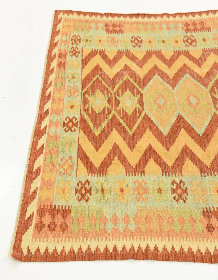 Detail image of  4' 1 x 5' 10  Hand Woven Kilim Waziri Wool Rug
