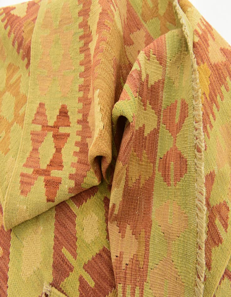 Detail image of  3' 3 x 5'  Hand Woven Kilim Waziri Wool Rug