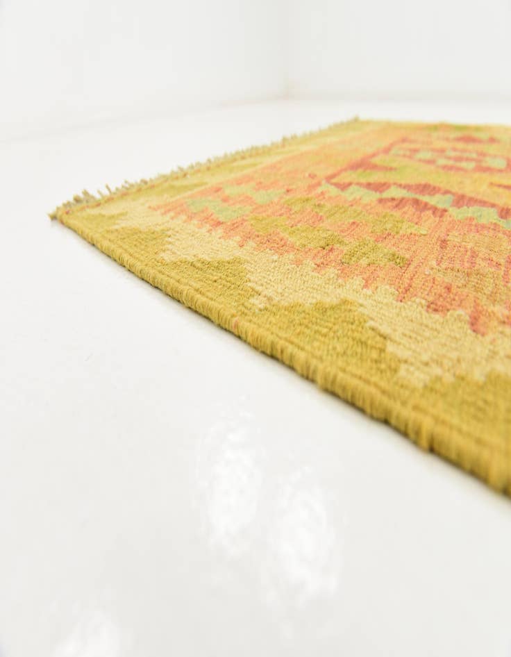 Detail image of  3' 3 x 4' 10  Hand Woven Kilim Waziri Wool Rug