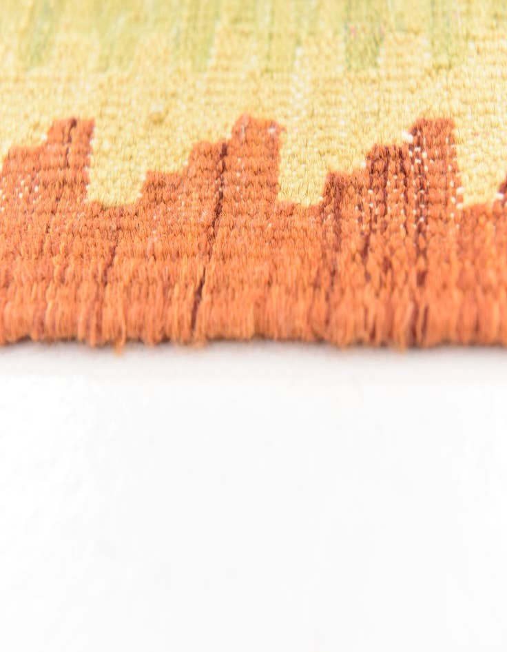 Detail image of  4' 10 x 6' 7  Hand Woven Kilim Waziri Wool Rug