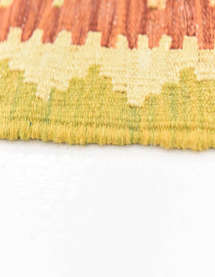 Detail image of  4' 7 x 6' 7  Hand Woven Kilim Waziri Wool Rug