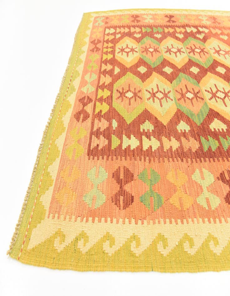 Detail image of 4' 9 x 6' 5 Hand Woven Kilim Waziri Wool Rug