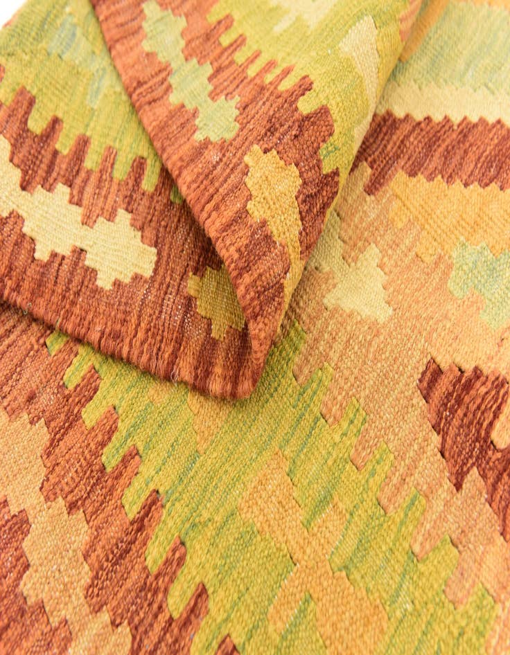 Detail image of  5' x 6' 7  Hand Woven Kilim Waziri Wool Rug