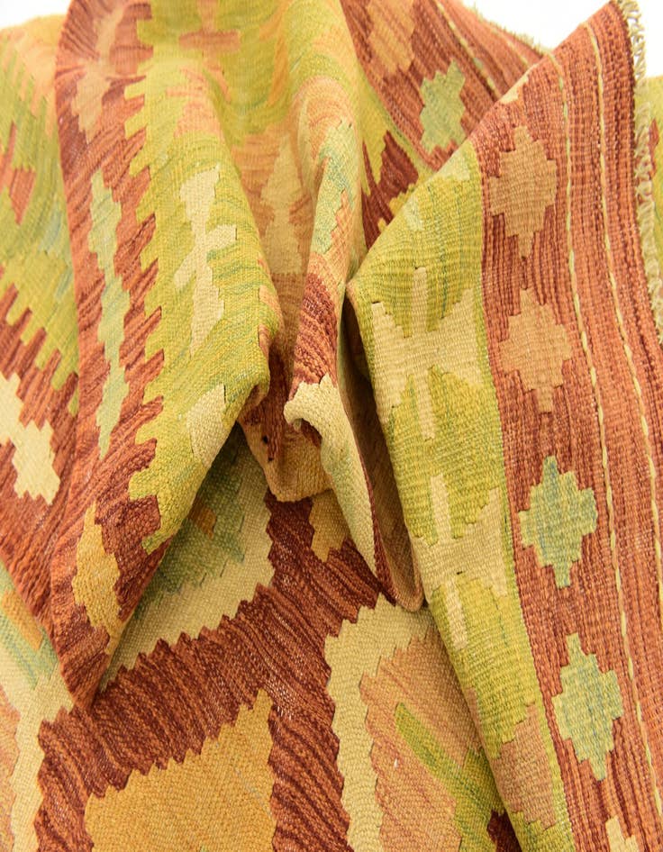 Detail image of  5' x 6' 7  Hand Woven Kilim Waziri Wool Rug