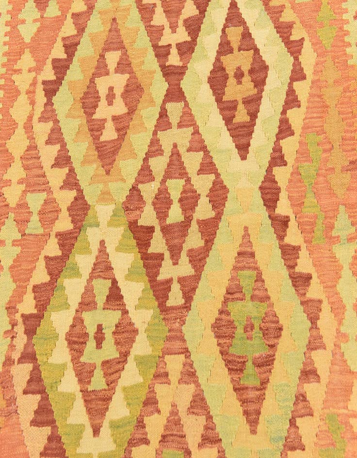 Detail image of  4' 9 x 6' 10  Hand Woven Kilim Waziri Wool Rug
