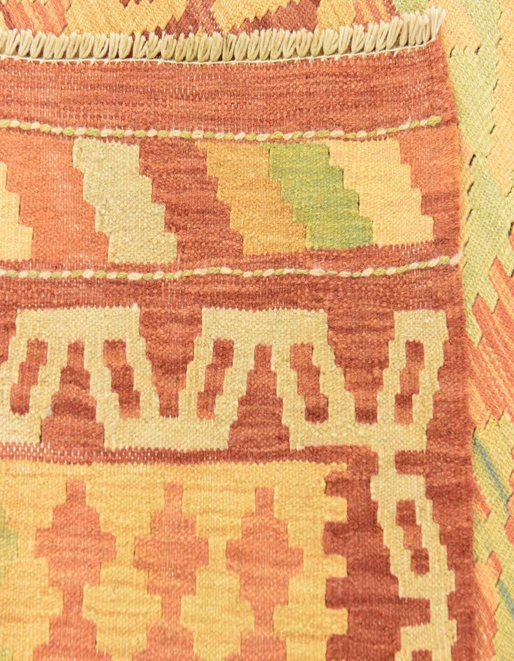 Detail image of  4' 10 x 6' 8  Hand Woven Kilim Waziri Wool Rug