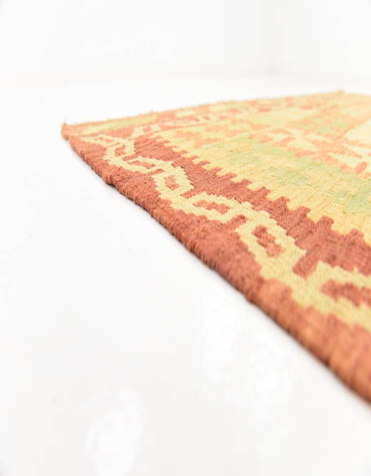 Detail image of  4' 10 x 6' 8  Hand Woven Kilim Waziri Wool Rug