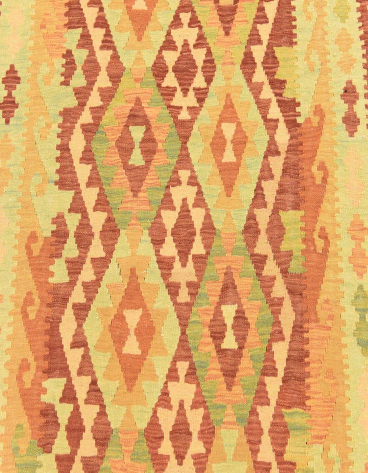 Detail image of 4' 8 x 6' 6 Hand Woven Kilim Waziri Wool Rug