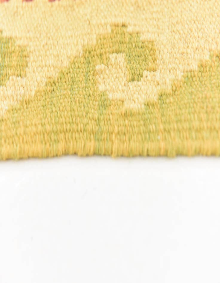 Detail image of 4' 8 x 6' 6 Hand Woven Kilim Waziri Wool Rug