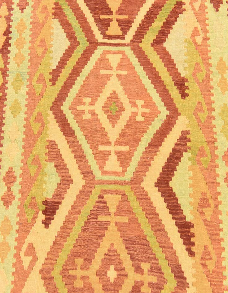 Detail image of  4' 9 x 6' 4  Hand Woven Kilim Waziri Wool Rug