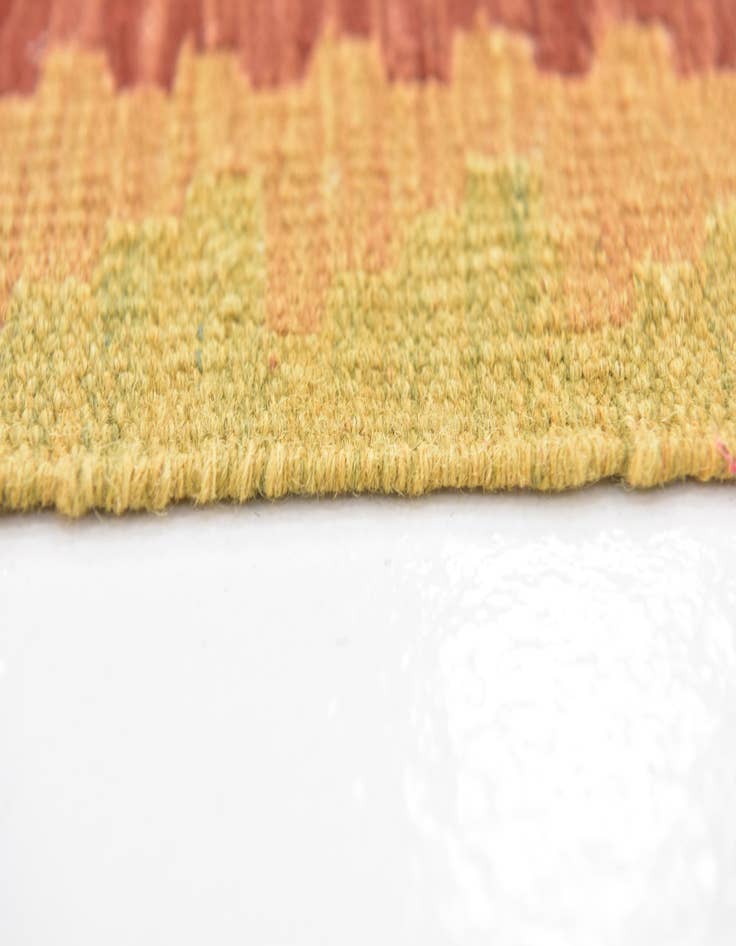 Detail image of  3' 4 x 5'  Hand Woven Kilim Waziri Wool Rug