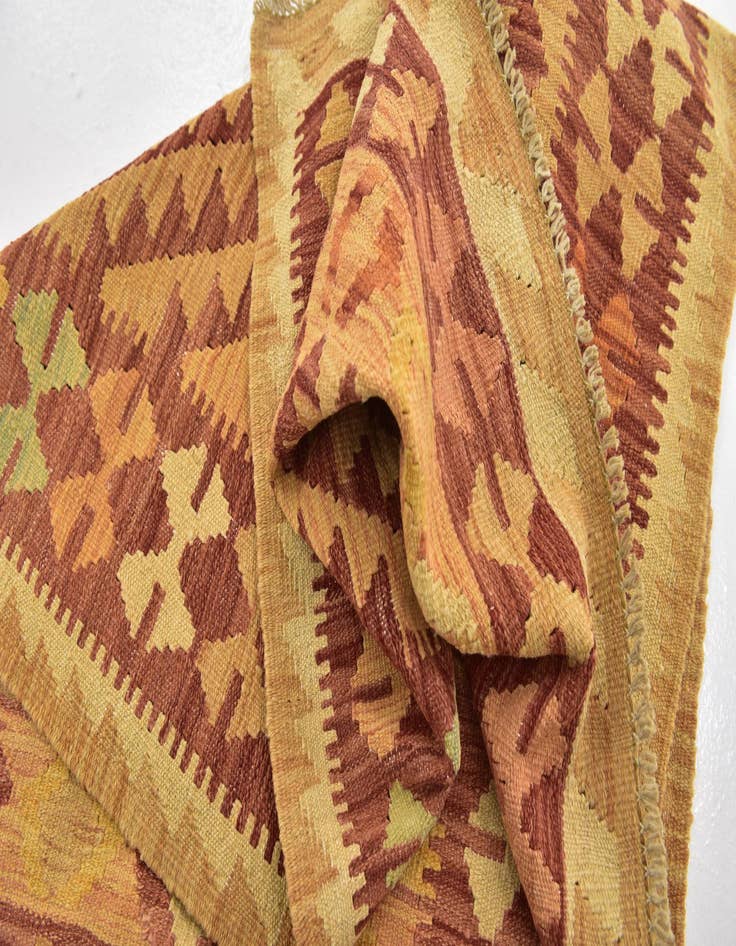 Detail image of  2' 9 x 4' 5  Hand Woven Kilim Waziri Wool Rug