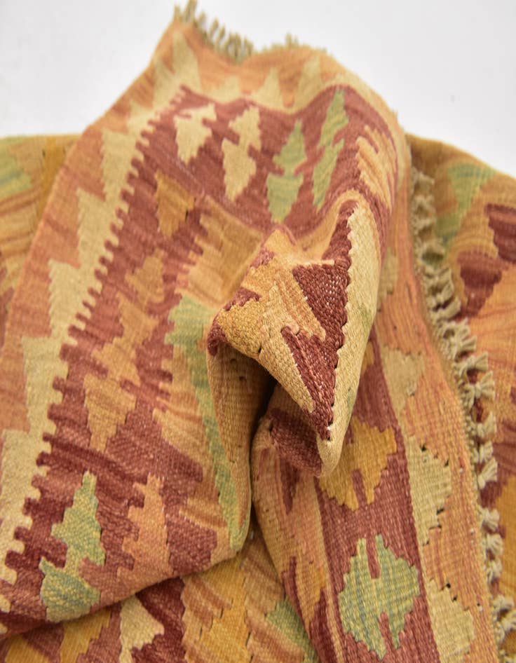 Detail image of  2' 10 x 4' 8  Hand Woven Kilim Waziri Wool Rug