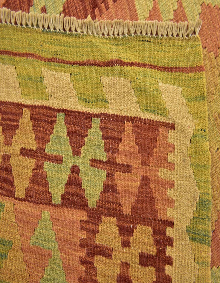 Detail image of  2' 6 x 4'  Hand Woven Kilim Waziri Wool Rug