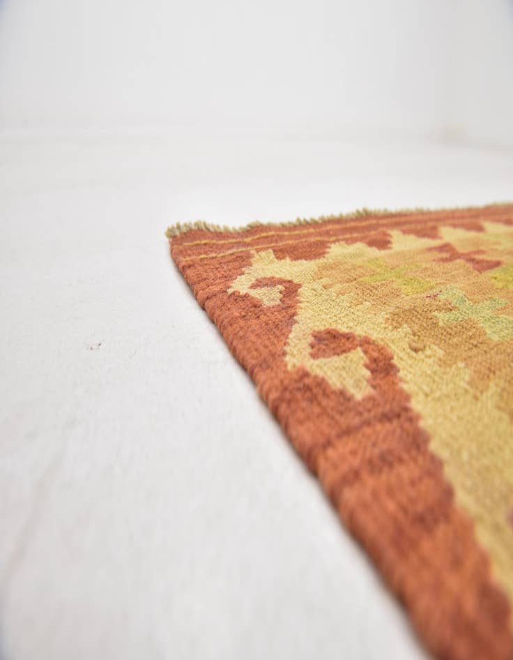 Detail image of  2' 6 x 4' 4  Hand Woven Kilim Waziri Wool Rug