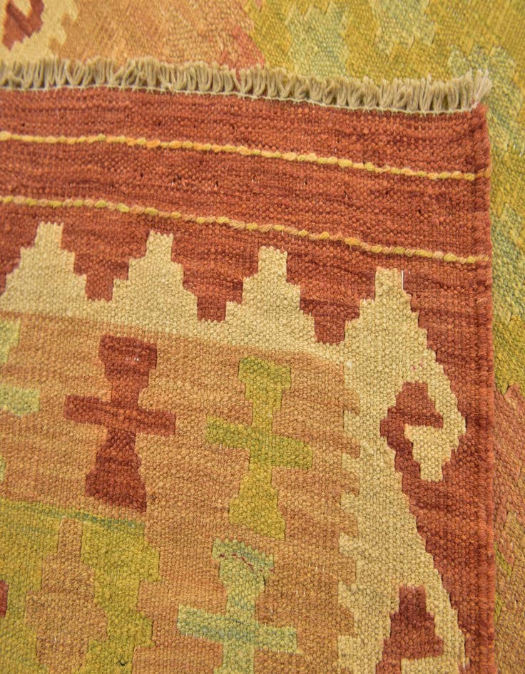 Detail image of  2' 6 x 4' 4  Hand Woven Kilim Waziri Wool Rug
