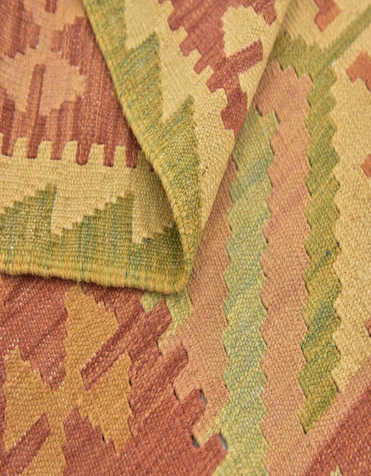 Detail image of  2' 6 x 4'  Hand Woven Kilim Waziri Wool Rug