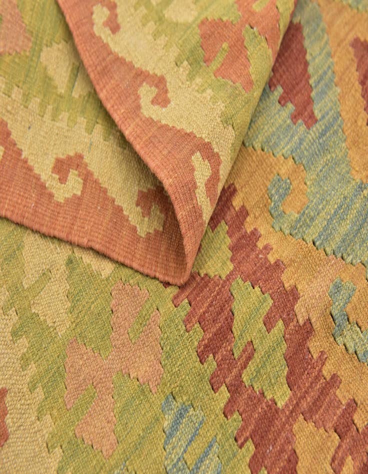 Detail image of  3' x 5' 2  Hand Woven Kilim Waziri Wool Rug