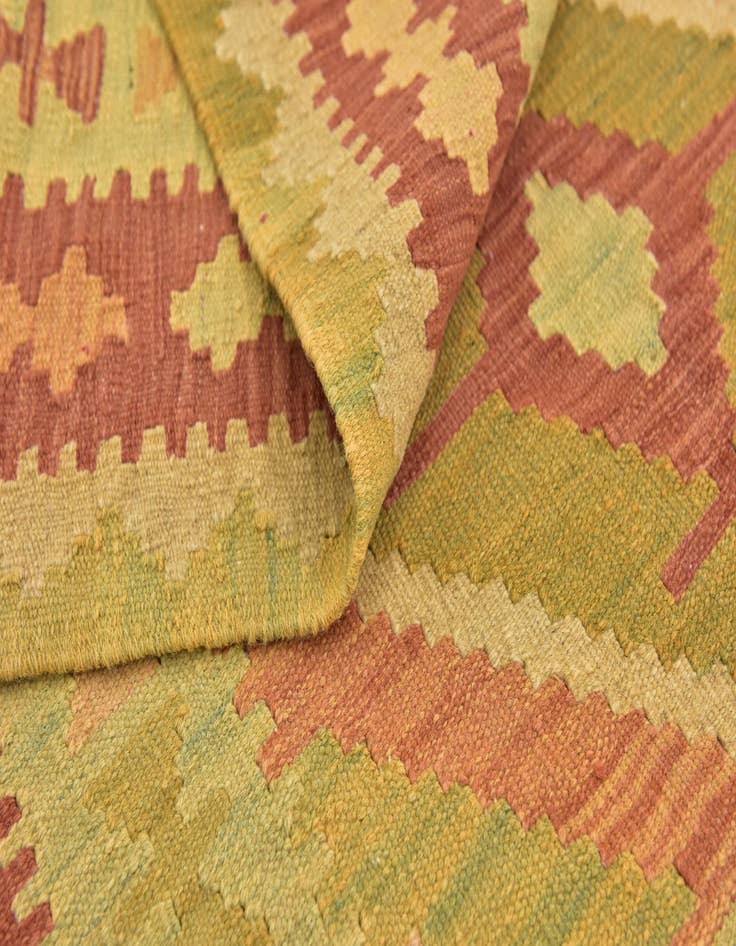 Detail image of  3' 3 x 5'  Hand Woven Kilim Waziri Wool Rug