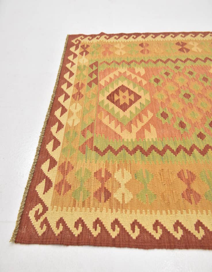Detail image of  3' x 4' 6  Hand Woven Kilim Waziri Wool Rug