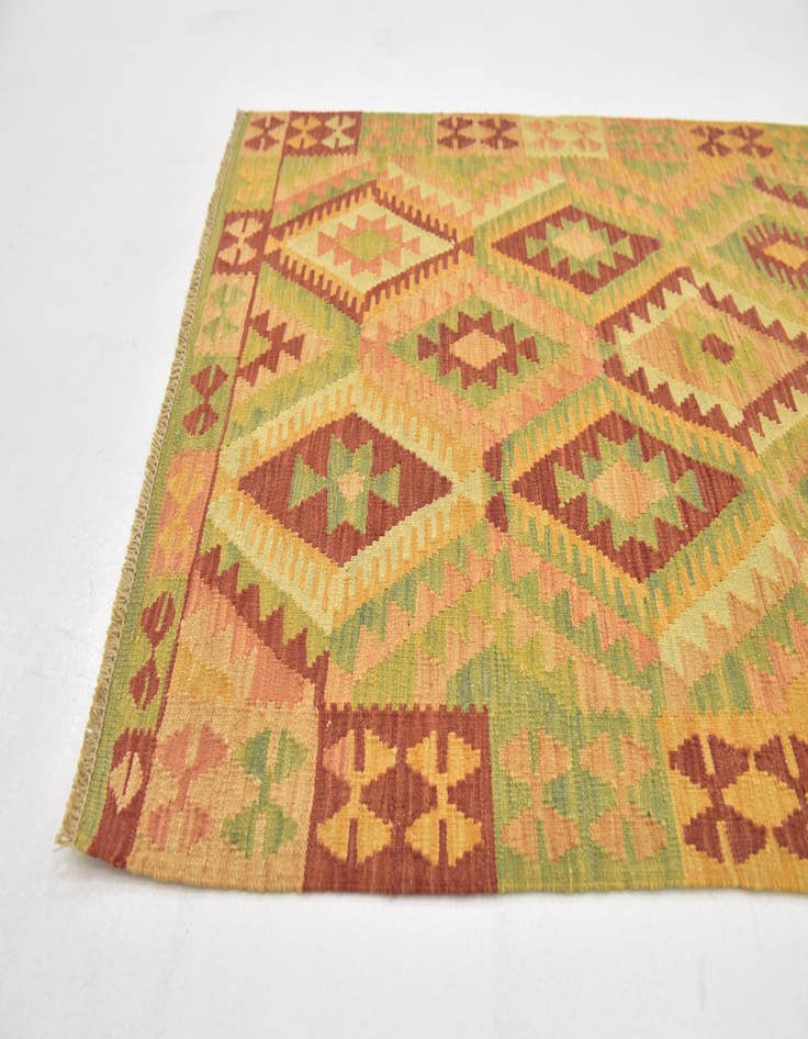 Detail image of  3' 2 x 4' 10  Hand Woven Kilim Waziri Wool Rug