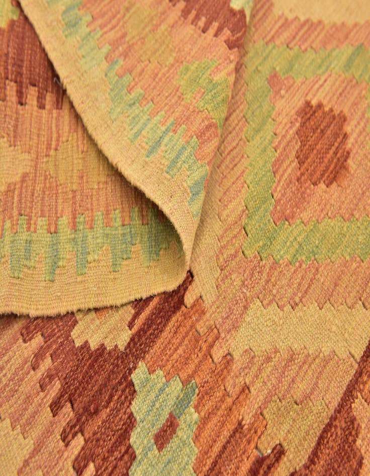 Detail image of  3' 4 x 5'  Hand Woven Kilim Waziri Wool Rug