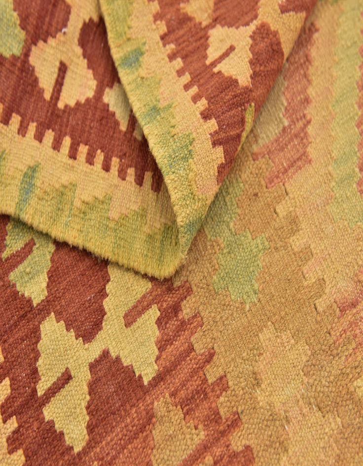 Detail image of  3' 5 x 5'  Hand Woven Kilim Waziri Wool Rug