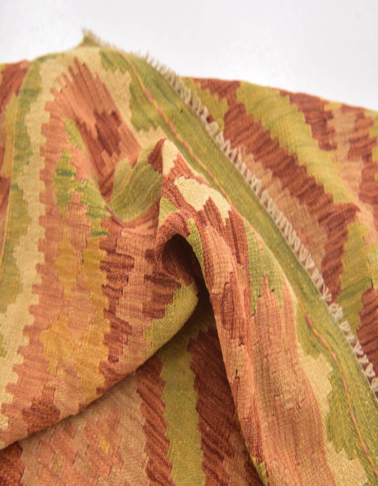 Detail image of  3' 3 x 5'  Hand Woven Kilim Waziri Wool Rug