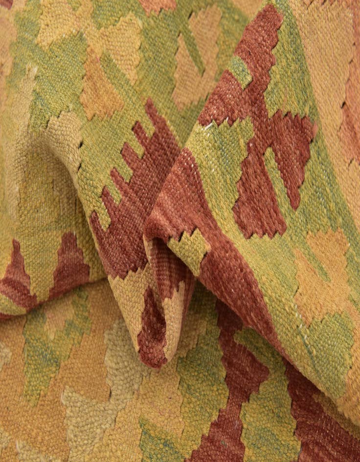 Detail image of  3' x 4' 9  Hand Woven Kilim Waziri Wool Rug