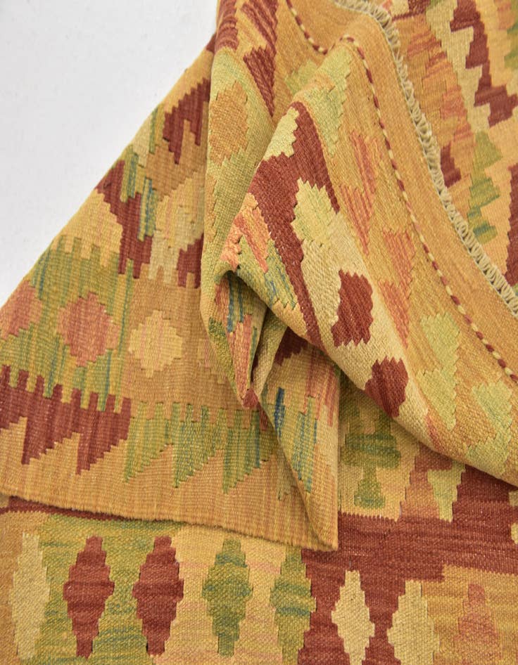 Detail image of  2' 9 x 4'  Hand Woven Kilim Waziri Wool Rug