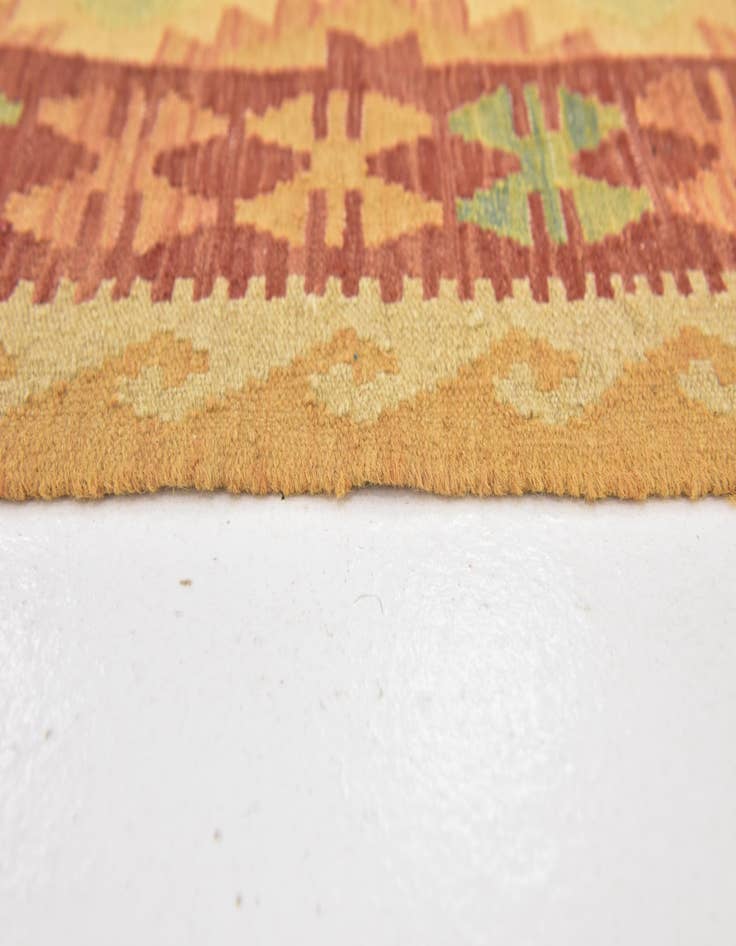 Detail image of  2' 8 x 4' 4  Hand Woven Kilim Waziri Wool Rug