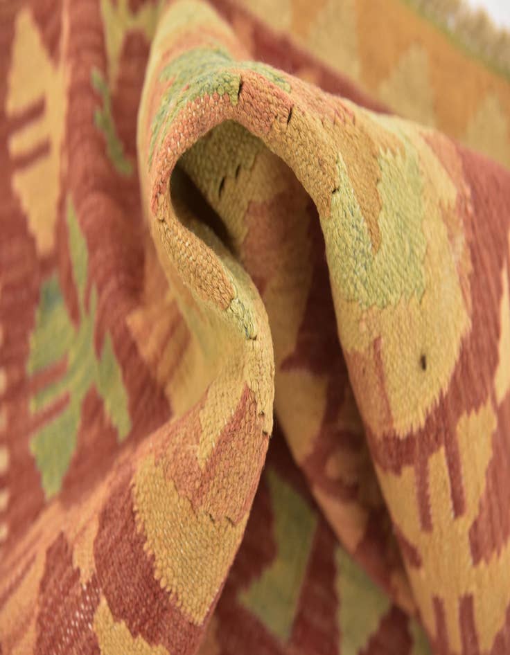 Detail image of  2' 8 x 4' 4  Hand Woven Kilim Waziri Wool Rug