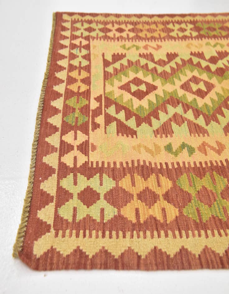 Detail image of  2' 10 x 4' 6  Hand Woven Kilim Waziri Wool Rug