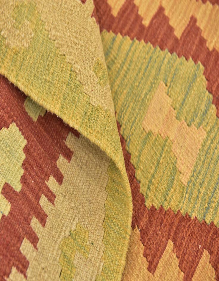Detail image of  2' 6 x 4' 2  Hand Woven Kilim Waziri Wool Rug