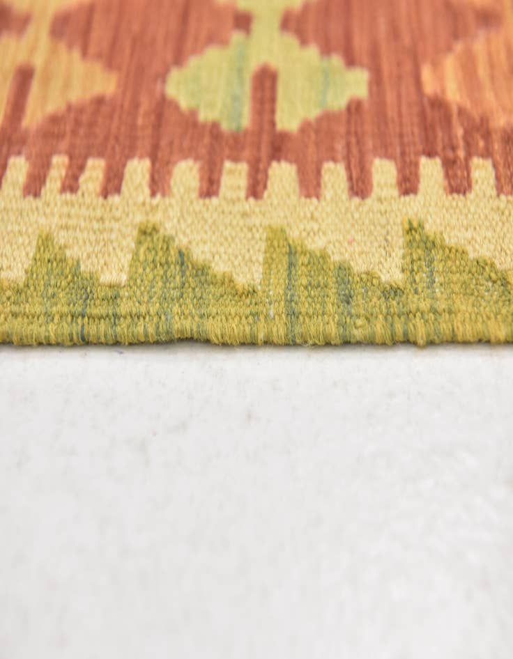 Detail image of  2' 8 x 4' 5  Hand Woven Kilim Waziri Wool Rug