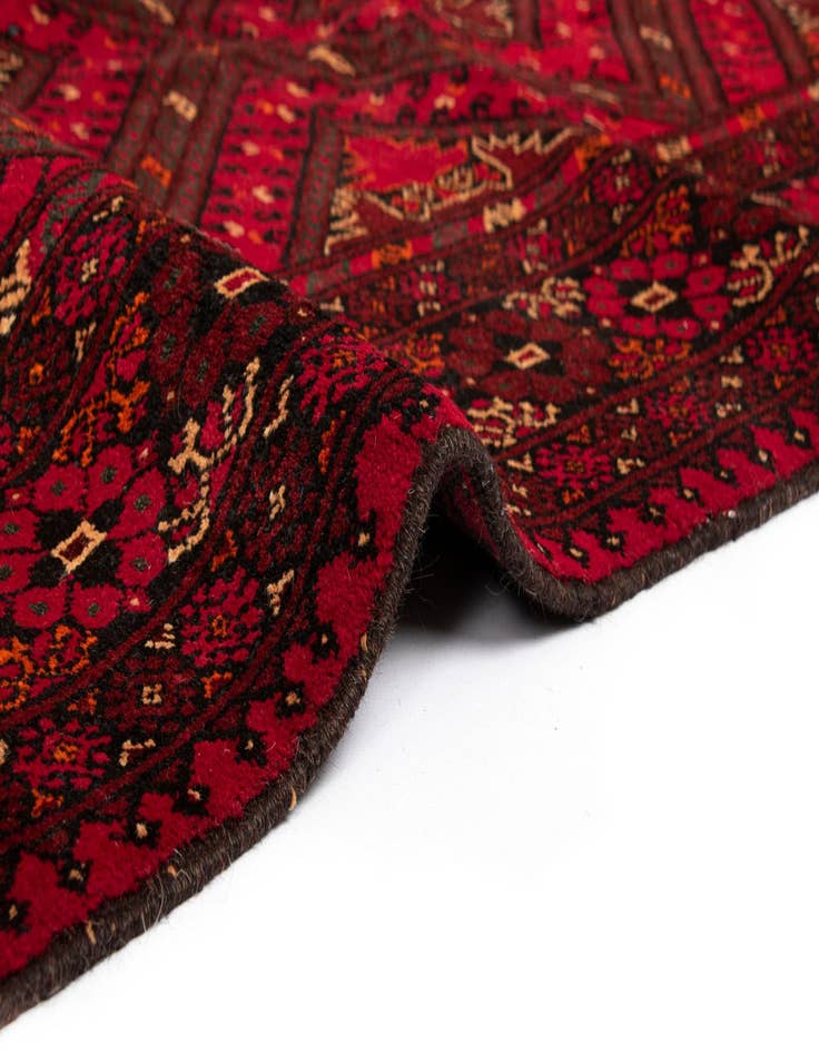 Detail image of  6' 8 x 9' 7 Kunduz Wool Rug