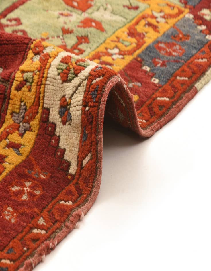 Detail image of  3' 3 x 4' 2 Ladik Rug