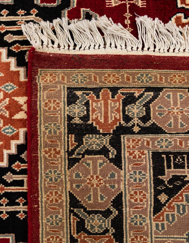 Detail image of  4' 3 x 6' 5  Hand Knotted Lahour Oriental Rug