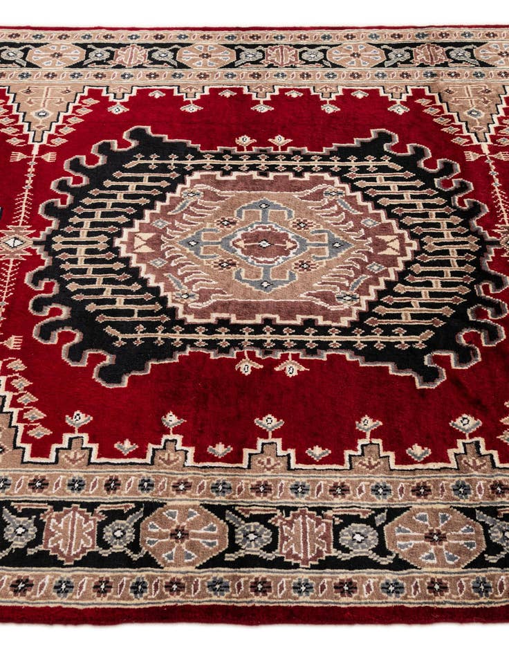 Detail image of  4' 2 x 6' 2  Hand Knotted Lahour Oriental Rug