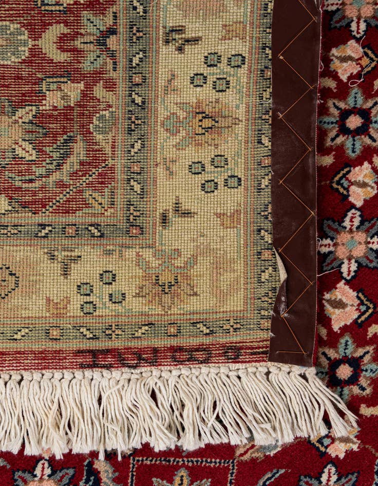 Detail image of  3' 2 x 4' 10  Hand Knotted Lahour Wool Rug