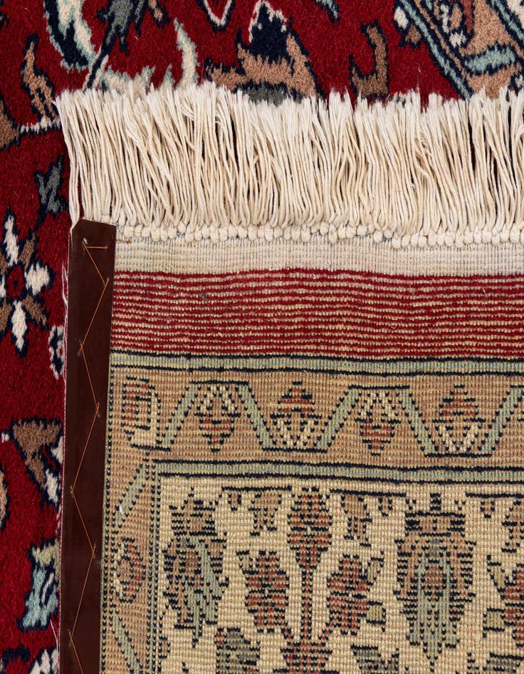 Detail image of  3' 2 x 5' 2  Hand Knotted Lahour Wool Rug